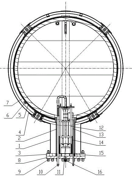 液化天然氣移動加注車罐體內(nèi)置泵結(jié)構(gòu)的制作方法附圖